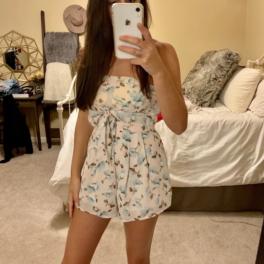 Strapless romper